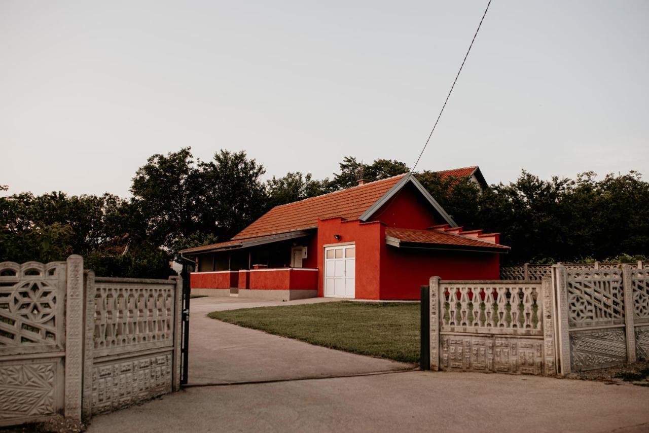 Vikendica Castanea Banja Zdrelo Villa เปโตรวัคนัมลาวี ภายนอก รูปภาพ