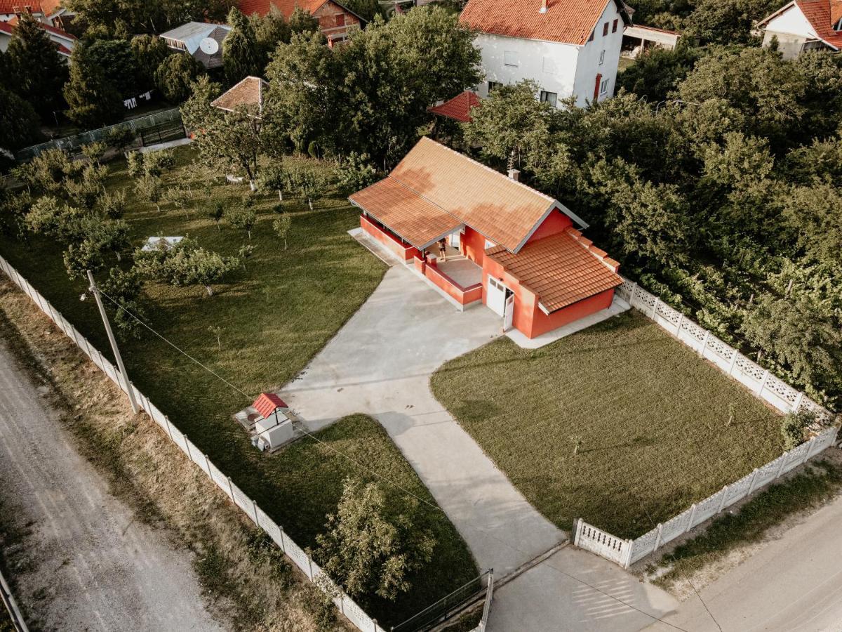 Vikendica Castanea Banja Zdrelo Villa เปโตรวัคนัมลาวี ภายนอก รูปภาพ